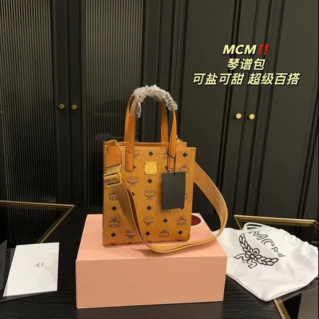 エムシーエム ショルダーバッグ