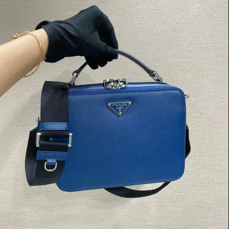 プラダ ハンドバッグ