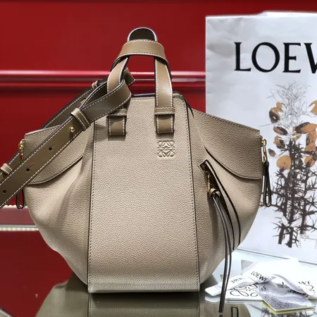 ロエベ ショルダーバッグ