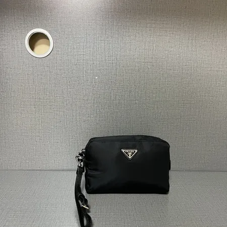 プラダ ハンドバッグ