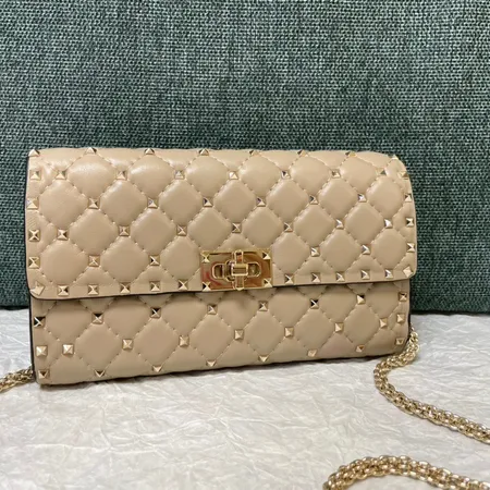 クロエ ショルダーバッグ