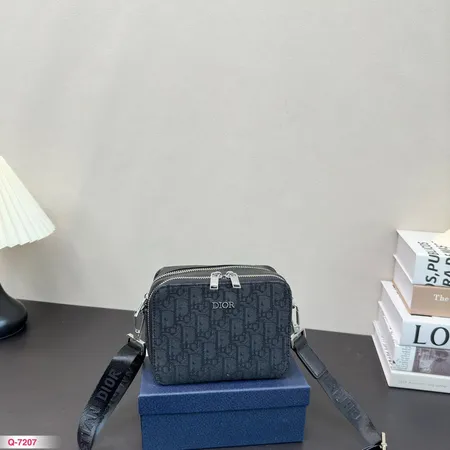 ディオール ショルダーバッグ