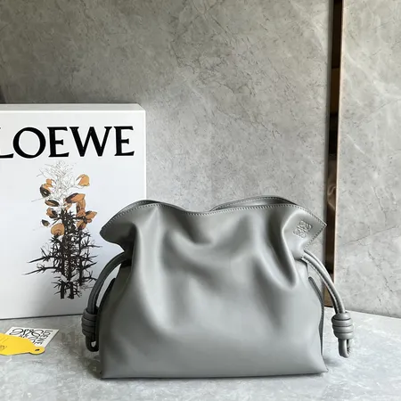 ロエベ ショルダーバッグ