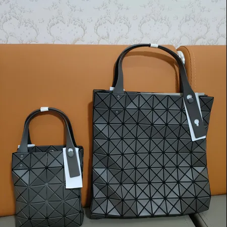 ミュウミュウ ハンドバッグ