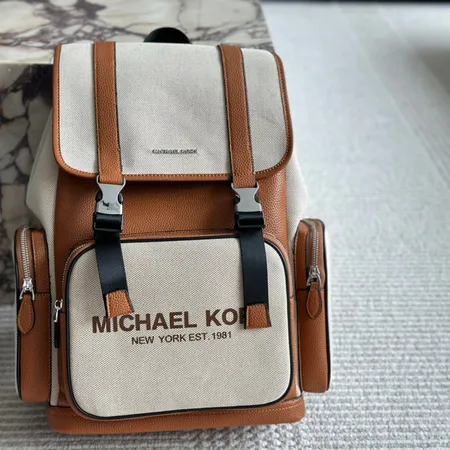 マイケルコース リュックサック