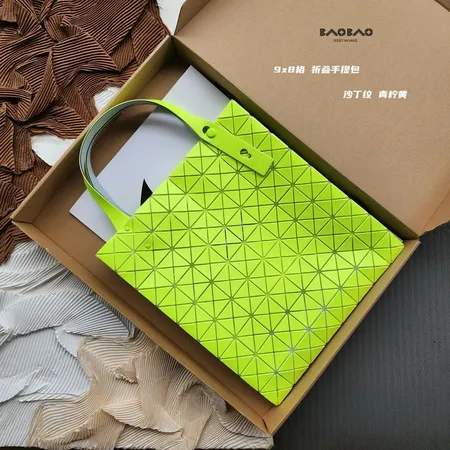 イッセイ ミヤケ ハンドバッグ