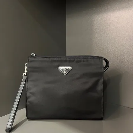 プラダ ハンドバッグ