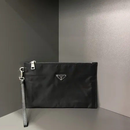 プラダ ハンドバッグ