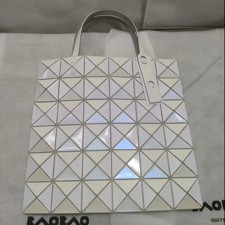 イッセイ ミヤケ ハンドバッグ