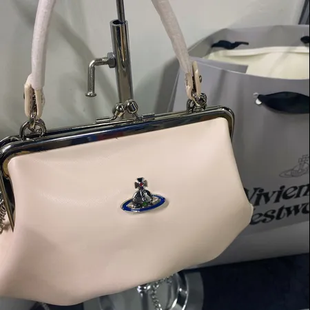 ヴィヴィアン・ウエストウッド ハンドバッグ