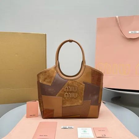 ミュウミュウ ハンドバッグ