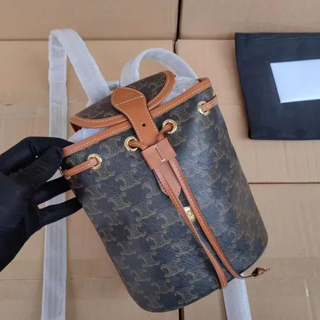 セリーヌ リュックサック