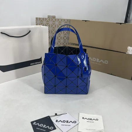 イッセイ ミヤケ ハンドバッグ