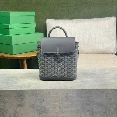 フェンディ リュックサック