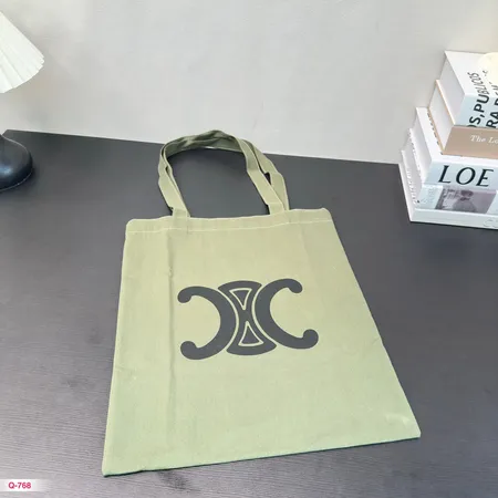 セリーヌ ショルダーバッグ