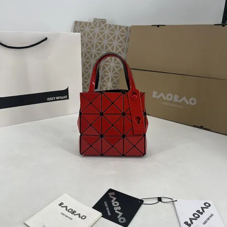 イッセイ ミヤケ ハンドバッグ