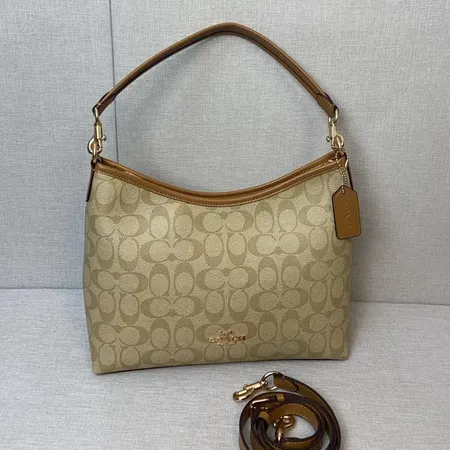 コーチ ハンドバッグ