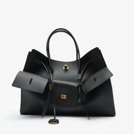 バレンシアガ ハンドバッグ