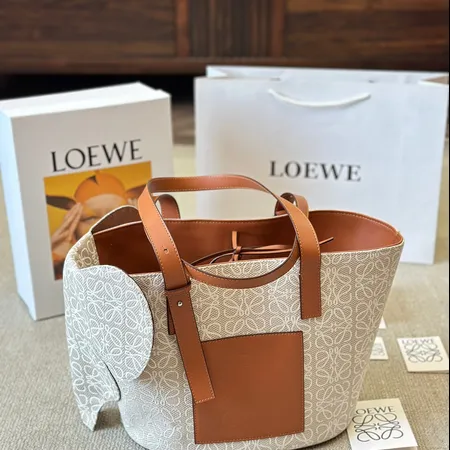 セリーヌ ショルダーバッグ