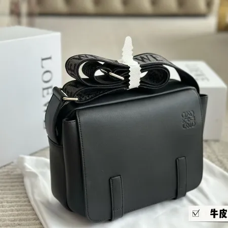 セリーヌ ショルダーバッグ