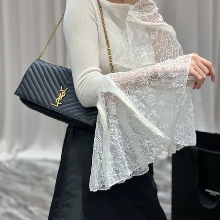 イブサンローラン ショルダーバッグ