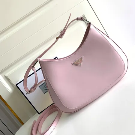 プラダ ショルダーバッグ