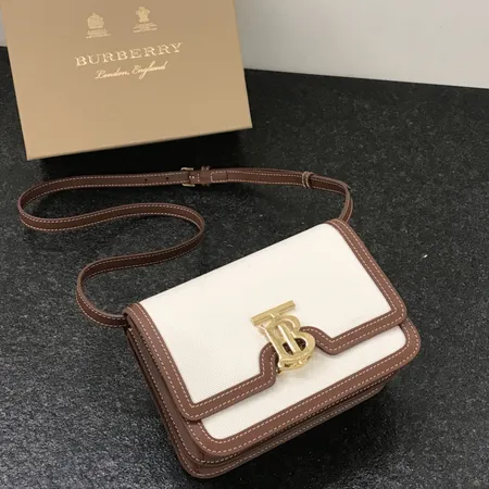 ヴェルサーチ ショルダーバッグ