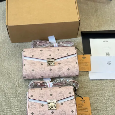 エムシーエム ショルダーバッグ