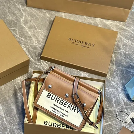 ヴェルサーチ ショルダーバッグ