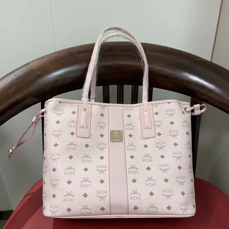 エムシーエム ショルダーバッグ