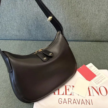 ヴァレンティノ ショルダーバッグ