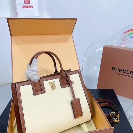 バーバリー ス ショルダーバッグ