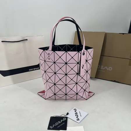 イッセイ ミヤケ ハンドバッグ