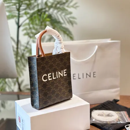 セリーヌ ハンドバッグ