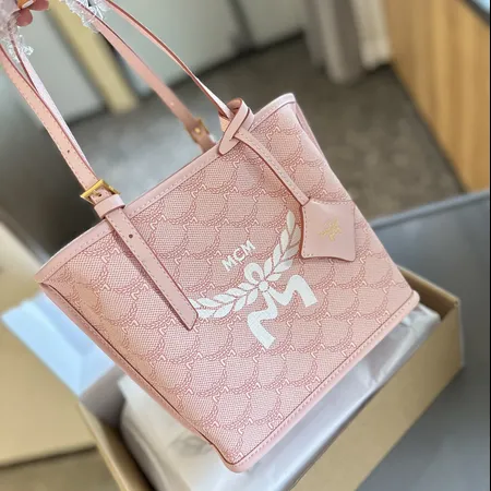 エムシーエム ハンドバッグ