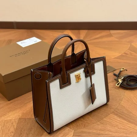 バーバリー ス ショルダーバッグ