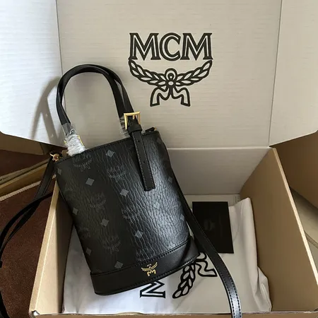 エムシーエム ハンドバッグ