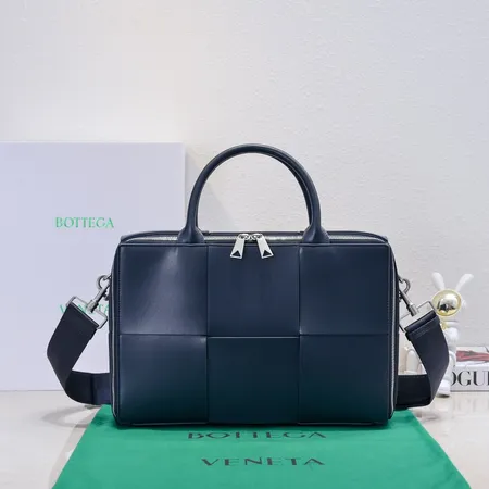 ボッテガ ヴェネタ ショルダーバッグ