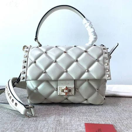 クロエ ショルダーバッグ