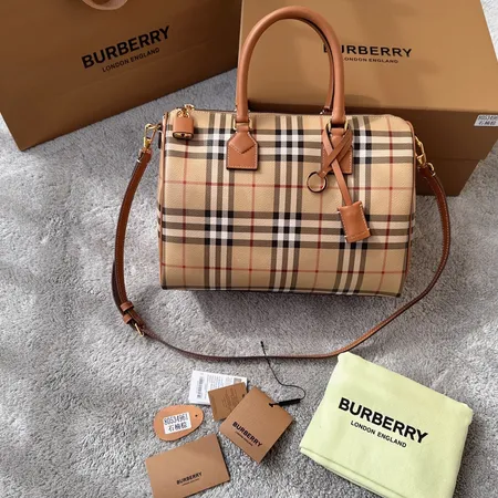 バーバリー ス ハンドバッグ