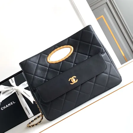 シャネル ショルダーバッグ