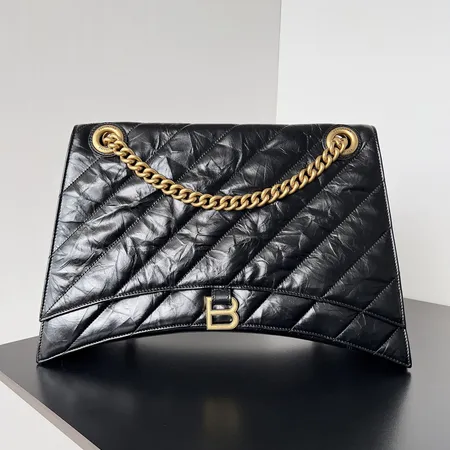 バレンシアガ ショルダーバッグ