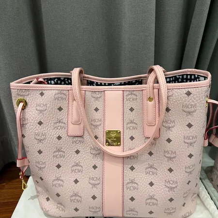 エムシーエム ショルダーバッグ