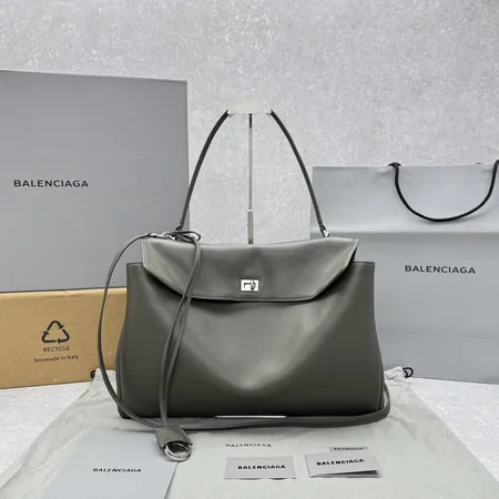 バレンシアガ ハンドバッグ