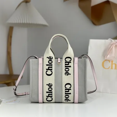 ヴァレンティノ ハンドバッグ