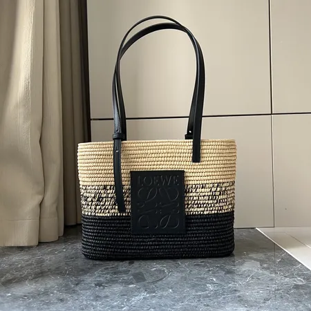 ロエベ ハンドバッグ