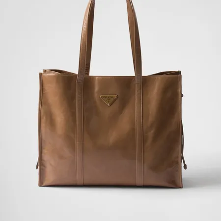 プラダ ハンドバッグ