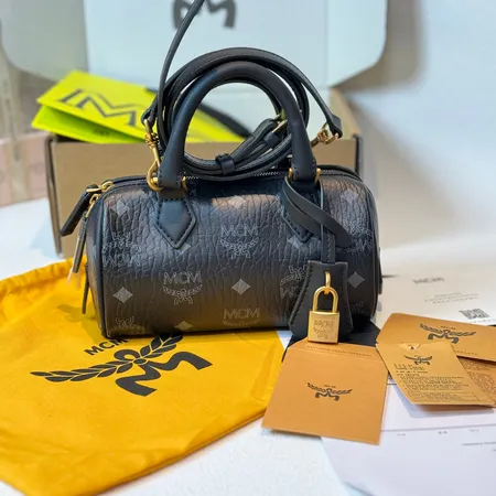 エムシーエム ハンドバッグ