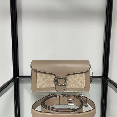 コーチ ショルダーバッグ