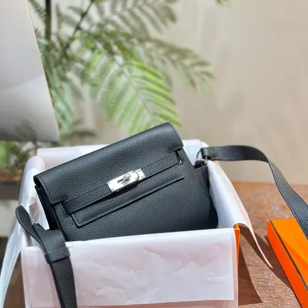 エルメス ショルダーバッグ